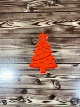 Load image into Gallery viewer, Flat Christmas Tree Mold Press