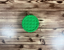 Load image into Gallery viewer, 3D Apple Pie Bath Bomb Mold
