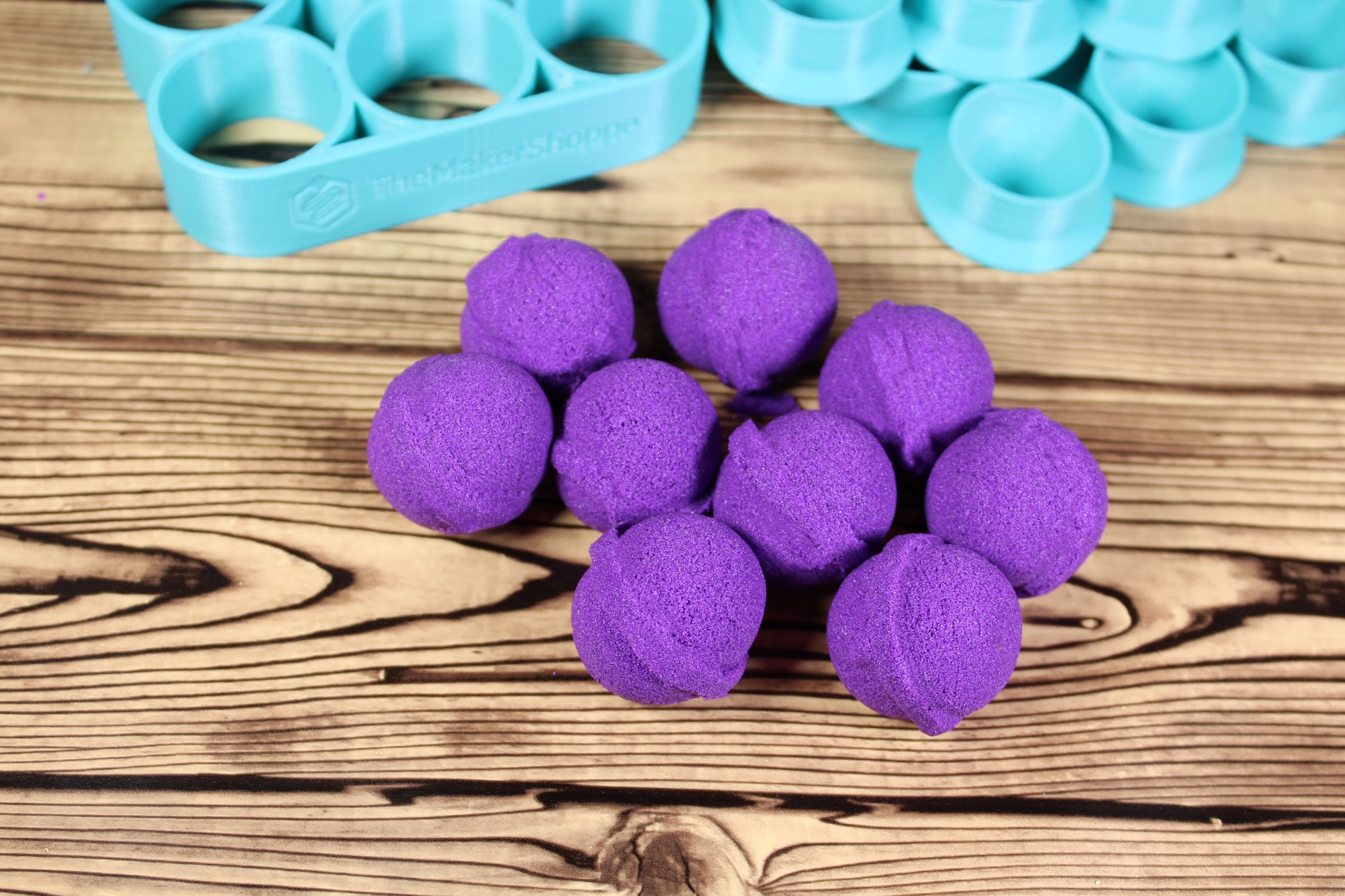New Chocolate Bomb Mold/Balls Set of Brush Spatula & 2 Molds By Nubi Trend