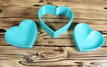 Load image into Gallery viewer, 3D Rounded Heart Bath Bomb Mold Press